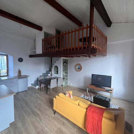 Studio With Mezzanine พุราเดส์ ภายนอก รูปภาพ